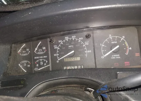 1997 Ford F-350 Xl z USA, uszkodzony, nr VIN 1FTJW36F5VEC31437